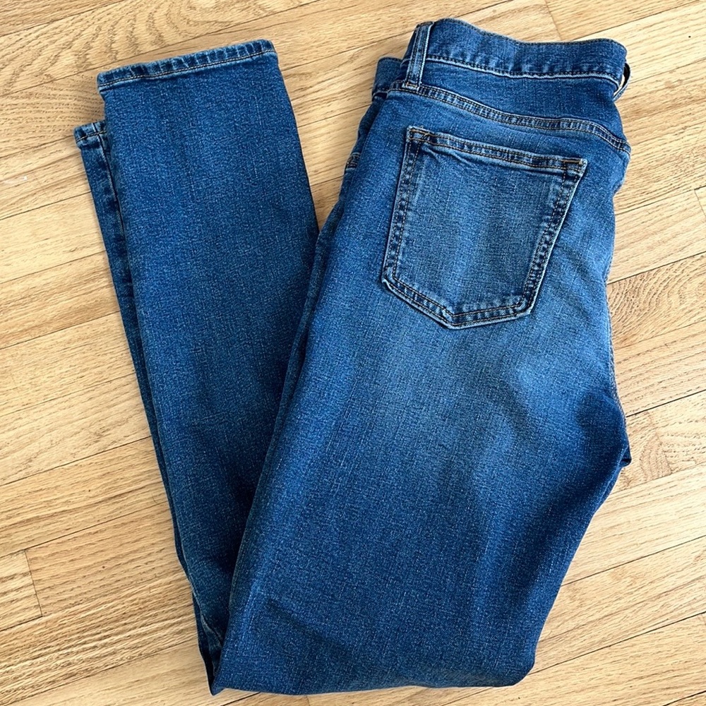 Old Navy jeans mens 34”x 34” medium wash skinny denim classic casual workwear
